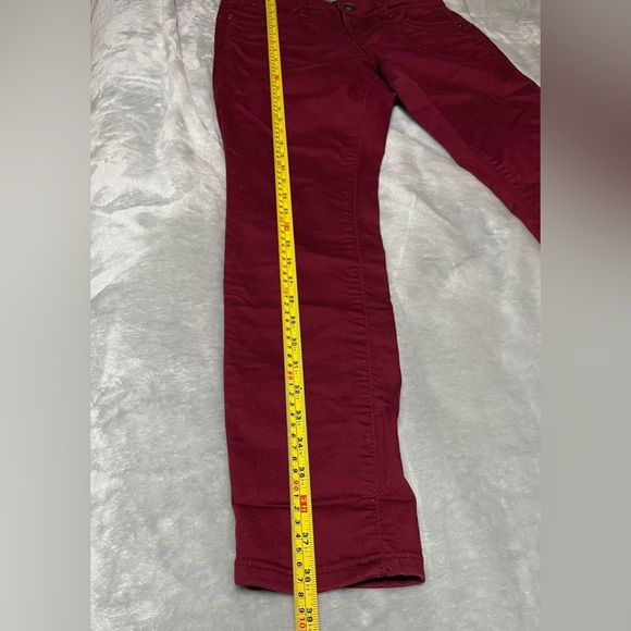 2/$20 Burgundy Jeans Size 6 - Picture 6 of 7